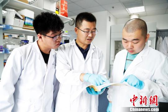 青年科学家肖友利：探索天然产物化学生物学