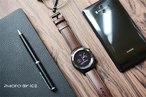 好嗨哟！ 最in的新年礼物HUAWEI WATCH 2系列重磅来袭