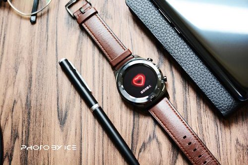 好嗨哟！ 最in的新年礼物HUAWEI WATCH 2系列重磅来袭