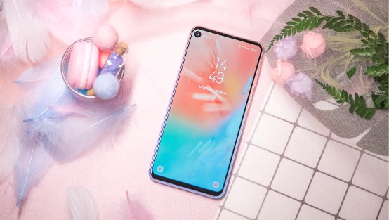 少女心爆棚——三星Galaxy A8s 独角精灵版正式发售