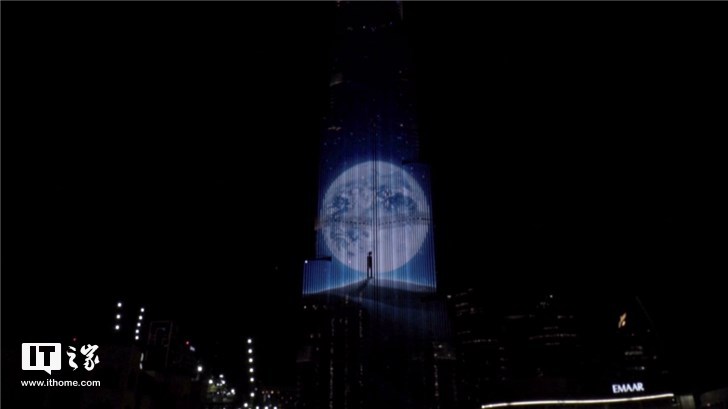 有钱任性！腾讯微信点亮世界第一高楼哈利法塔