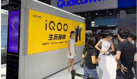 MWC 2019上海：vivo 120W超级快充、iQOO 5G手机黑科技满满