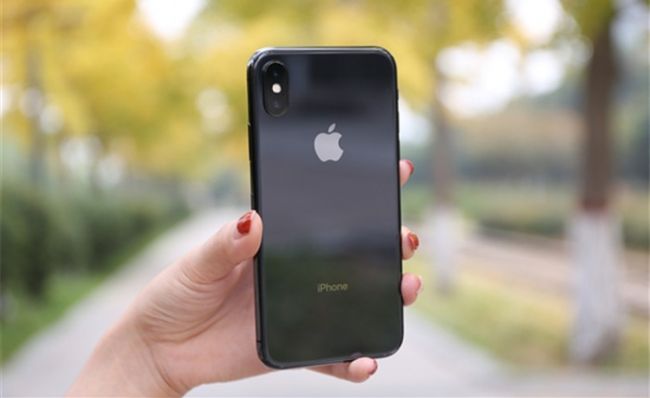 iOS 13.1大量封杀第三方无线快充内幕曝光：好大一个局