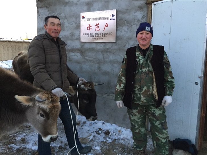 家乐福获国务院扶贫办点赞，年货节继续深挖好年货