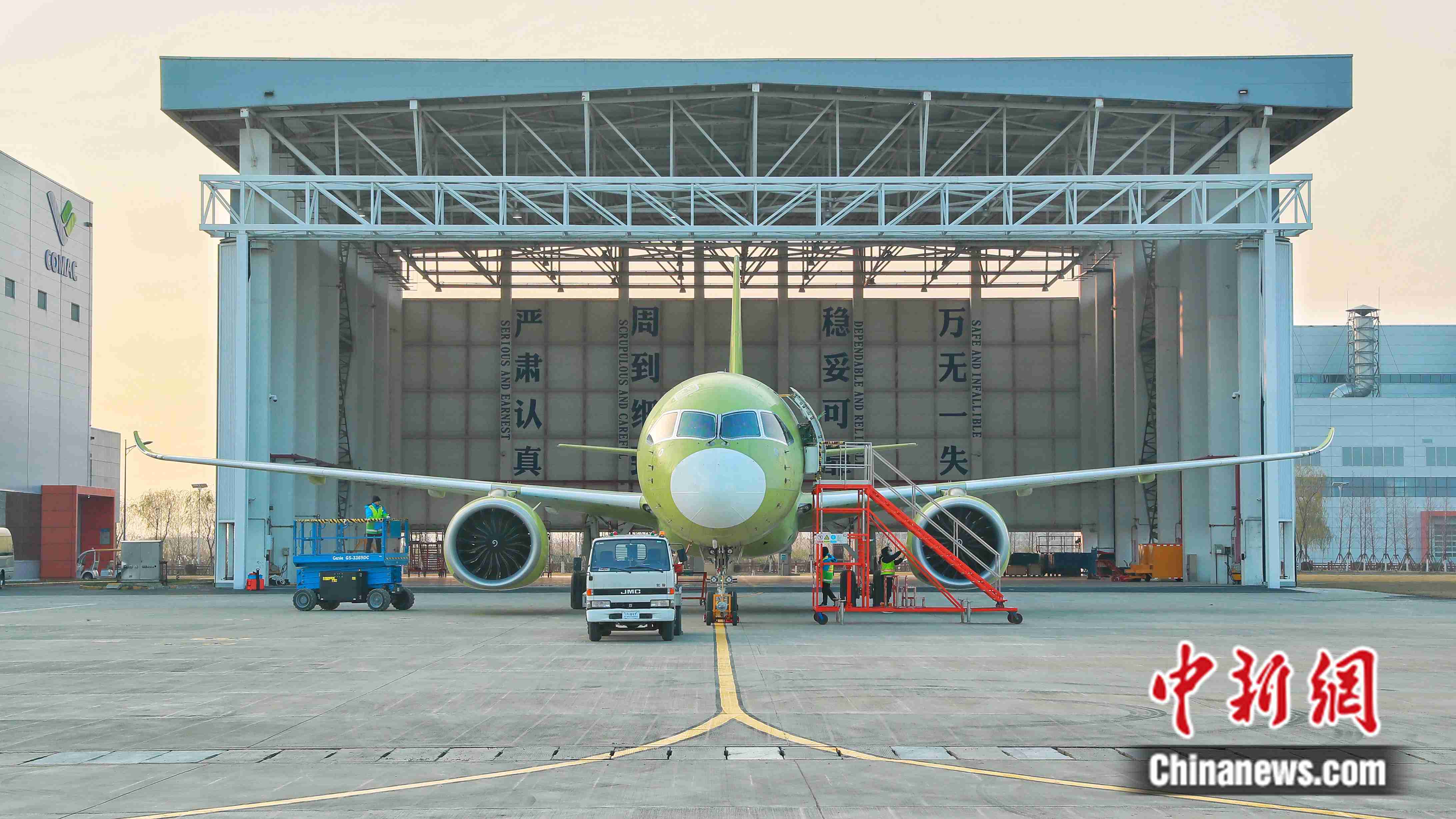 C919第六架试飞飞机完成首飞 中国大型客机开启大强度试飞