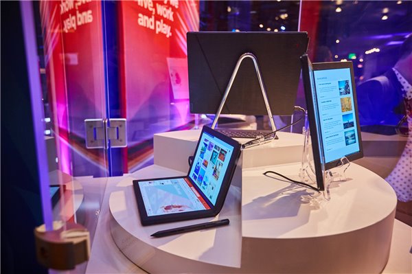 明星家族闪耀全场，ThinkPad携多款新品亮相CES 2020