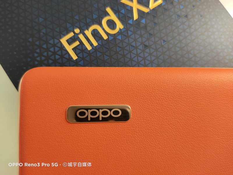 OPPO Find X2 Pro体验：逆天屏幕，手机界的LV