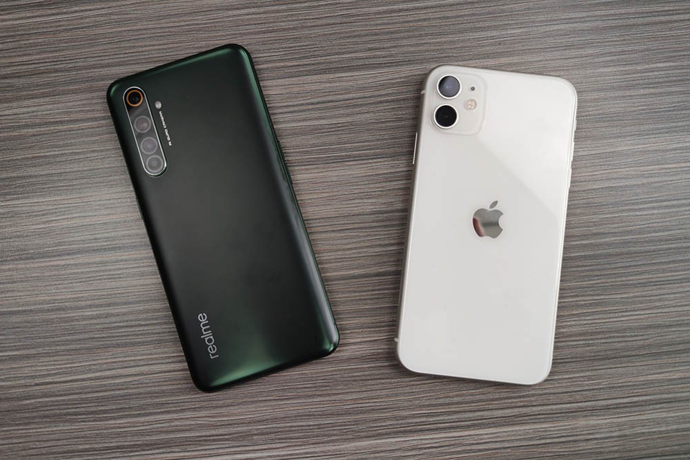 iPhone11好尴尬：对比realme X50 Pro屏幕竟然被碾压