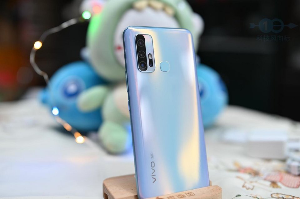 大电量的游戏怪兽，中端游戏5G玩家vivo Z6体验