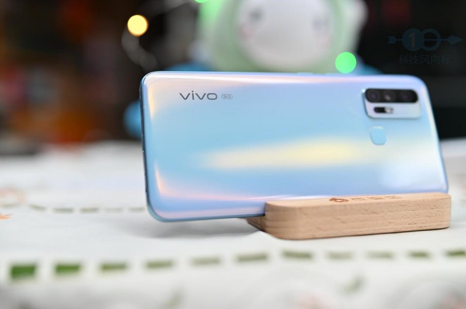 大电量的游戏怪兽，中端游戏5G玩家vivo Z6体验