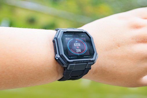 华米科技新表 Amazfit Ares 正式发布！专业运动分析，反射屏更出彩！