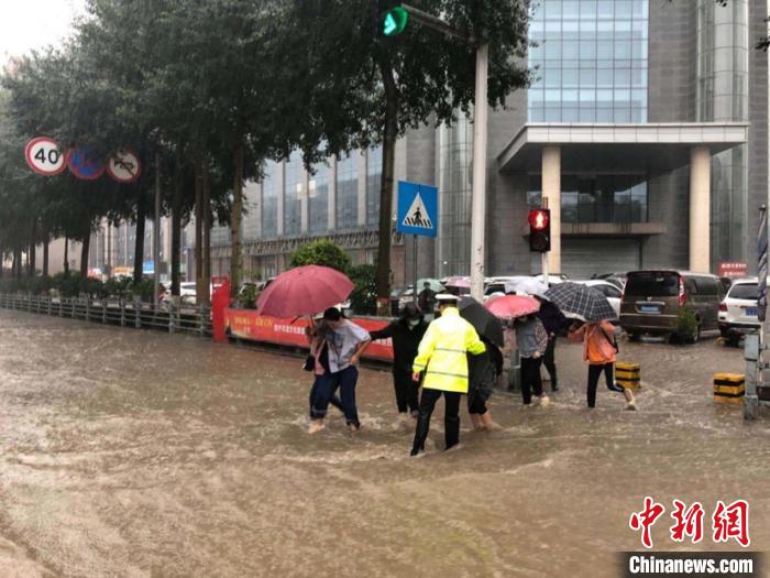 青海西宁现今年首场暴雨 最大降水量达75.2毫米