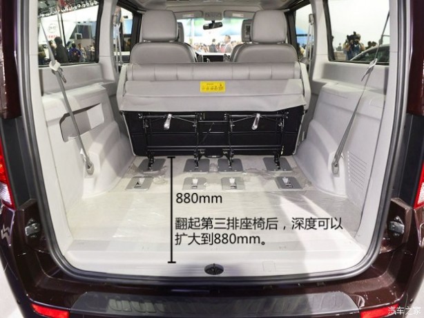 江淮江淮汽车瑞风M52013款 2.0T汽油自动公务版