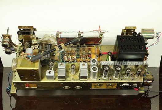 电子管收音机和晶体管收音机的区别_电子管收音机