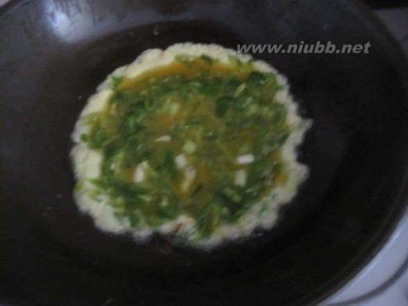 青椒炒鸡蛋 青椒鸡蛋的做法，青椒鸡蛋怎么做好吃，青椒鸡蛋的家常做法