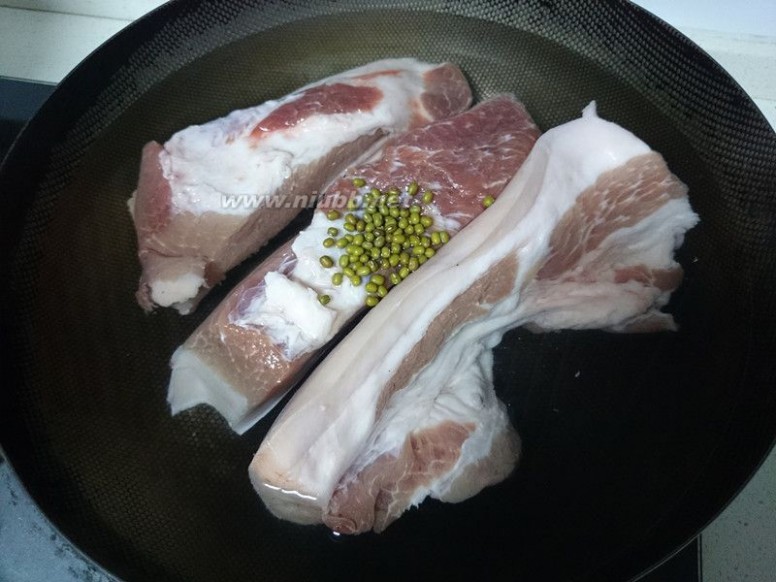 南乳 南乳红烧肉的做法，南乳红烧肉怎么做好吃，南乳红烧肉的家常做法