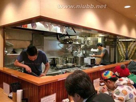 拉面馆 东京终于诞生了全球第一间米其林拉面馆！