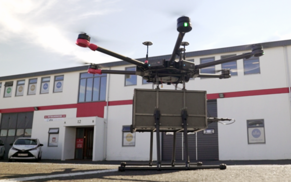 无人机送外卖在冰岛首都商用 4分钟就能送货上门