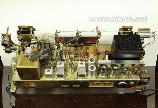 晶体管收音机 电子管收音机和晶体管收音机的区别