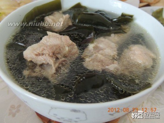 排骨海带汤的做法 海带结排骨汤的做法，海带结排骨汤怎么做好吃，海带结排骨汤的家常做法