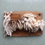 草菇炒肉 小蘑菇炒肉的图解教程