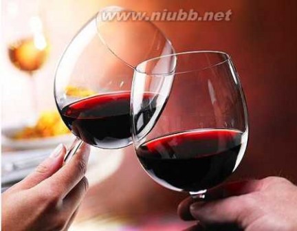 红酒如何开 开瓶后的葡萄酒能存放多久？