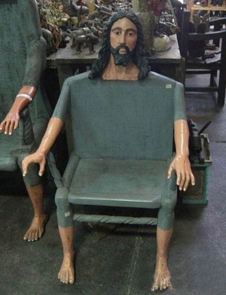 好邪恶的椅子