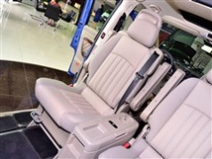 奔驰 福建戴姆勒 唯雅诺 2011款 2.5L 尊贵版