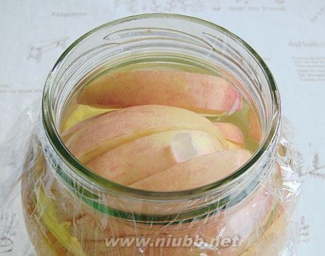 果醋的做法 自制纯天然苹果醋的做法，自制纯天然苹果醋怎么做好吃，自制纯天然苹果醋的家常做法