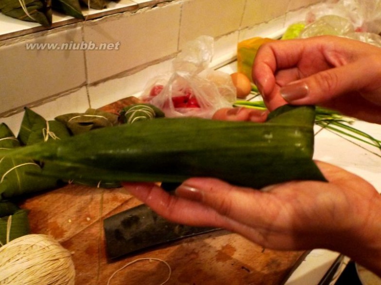鲜肉粽子的做法 板栗花生鲜肉粽的做法，板栗花生鲜肉粽怎么做好吃，板栗花生鲜肉粽的家常做法