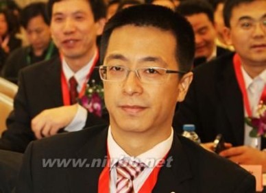 前腾讯电商总裁吴宵光：互联网商业模式必须降低成本提高效率_qq总裁