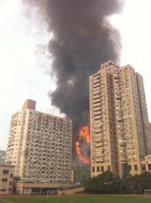 上海静安区大火 20101115上海静安大火全记录 生活在高层的我们安全吗|搜房地产资讯