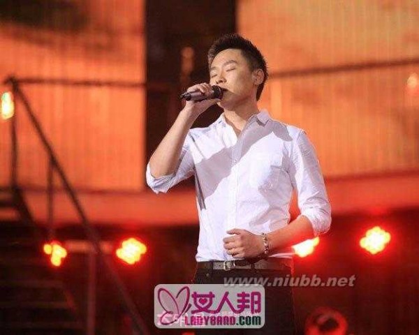 2012中国好声音冠军 第一届《中国好声音》冠军是谁 冠军梁博资料