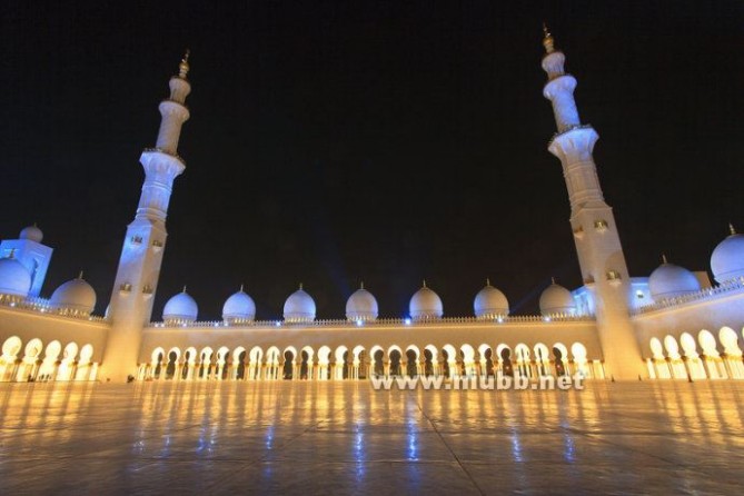 世界上最奢华的清真寺-谢赫扎伊德清真寺