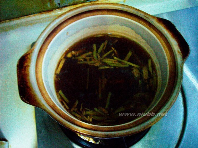 姜汤熬多长时间 煮姜汤的做法，煮姜汤怎么做好吃，煮姜汤的家常做法