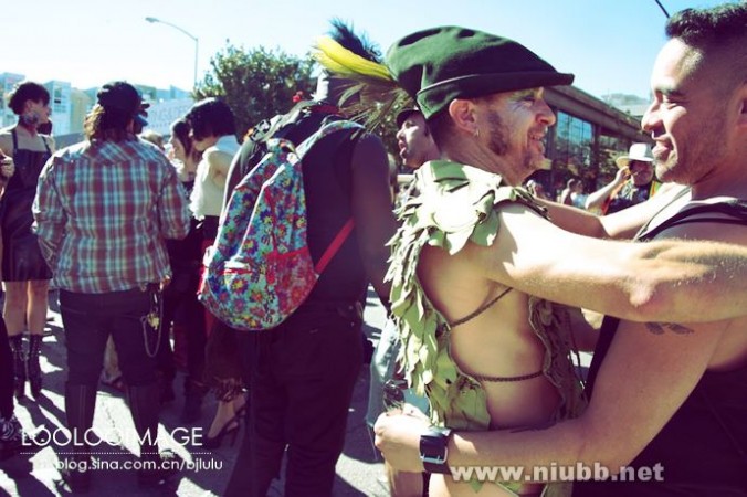 folsom street fair 【旧金山】超雷人的同性恋街头展FolsomStreetFair,SF