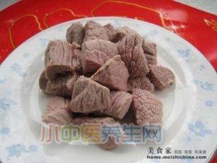 牛肉烧板栗_牛肉 栗子