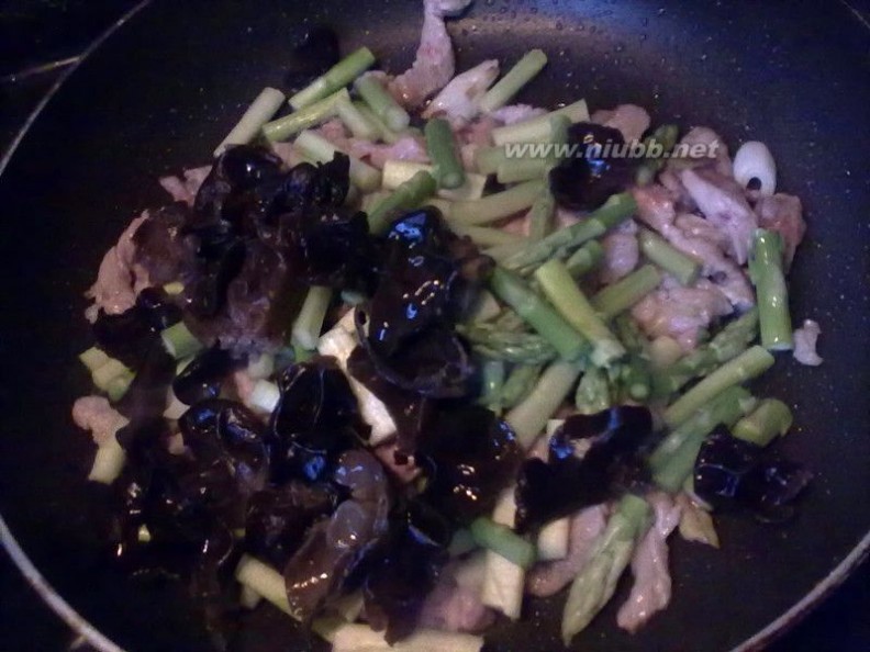 芦笋片 芦笋肉片的做法，芦笋肉片怎么做好吃，芦笋肉片的家常做法
