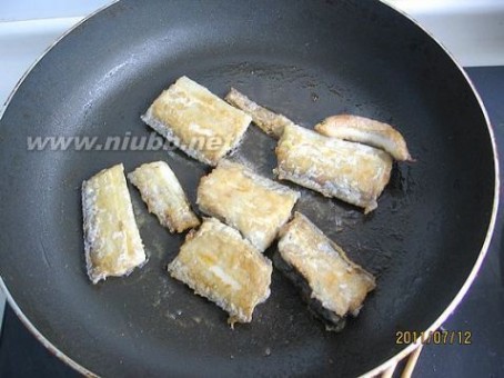 家常刀鱼 红烧刀鱼的做法，红烧刀鱼怎么做好吃，红烧刀鱼的家常做法