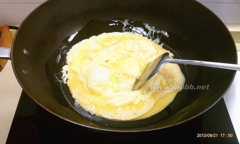 包菜炒鸡蛋 西红柿包菜炒鸡蛋的做法，西红柿包菜炒鸡蛋怎么做好吃，西红柿包菜炒鸡蛋的家常做法