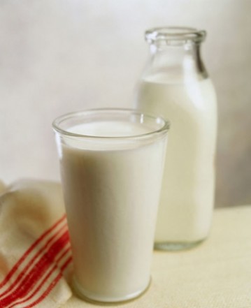 喝牛奶禁忌 吃什么不能喝牛奶