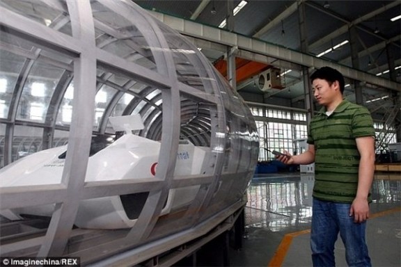磁悬浮列车速度 中国逆天磁悬浮列车：时速1000公里/时