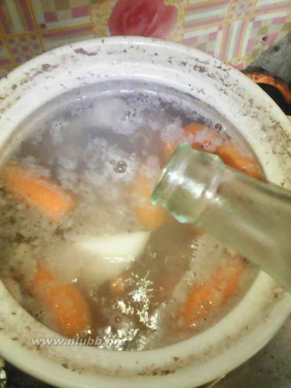筒子骨汤的做法 山药筒子骨汤的做法，山药筒子骨汤怎么做好吃，山药筒子骨汤的家常做法