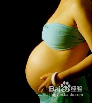 怀孕肚子痛 怀孕一个月时肚子疼该怎么办