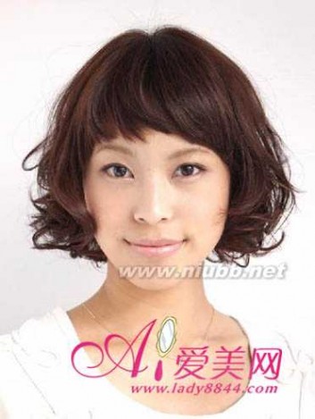 2012卷发发型图片 2012最新日系短发烫发 巧妙增加发量