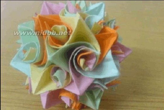 玫瑰花的折法步骤图 简单玫瑰花的折法图解
