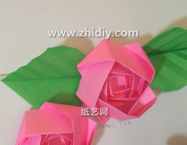  折纸玫瑰花简单手工制作方法