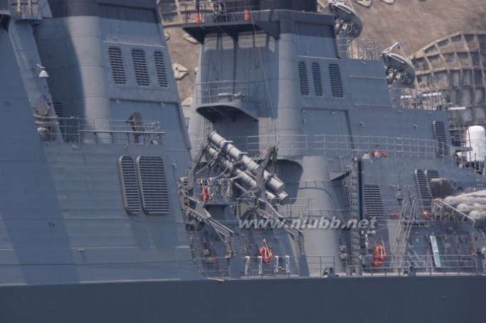 日本金刚级宙斯盾驱逐舰雾岛号(DDG_174)