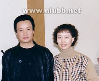 阎维文20多年悉心呵护患癌症妻子（组图）