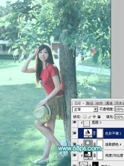 Photoshop为树荫下的美女图片加上清爽的青绿色